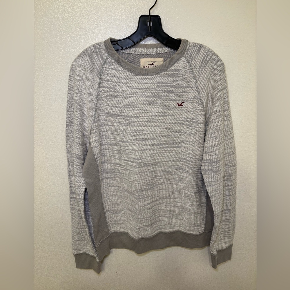 Hollister Light Gray Crewneck Sweater